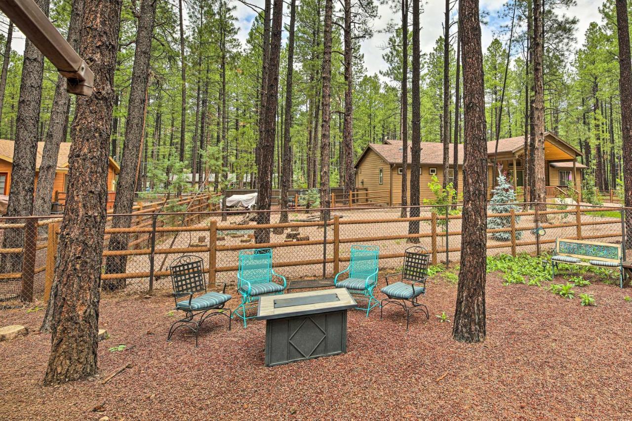 فيلا A-Frame Pinetop Lakeside Cabin Under The Pines! المظهر الخارجي الصورة