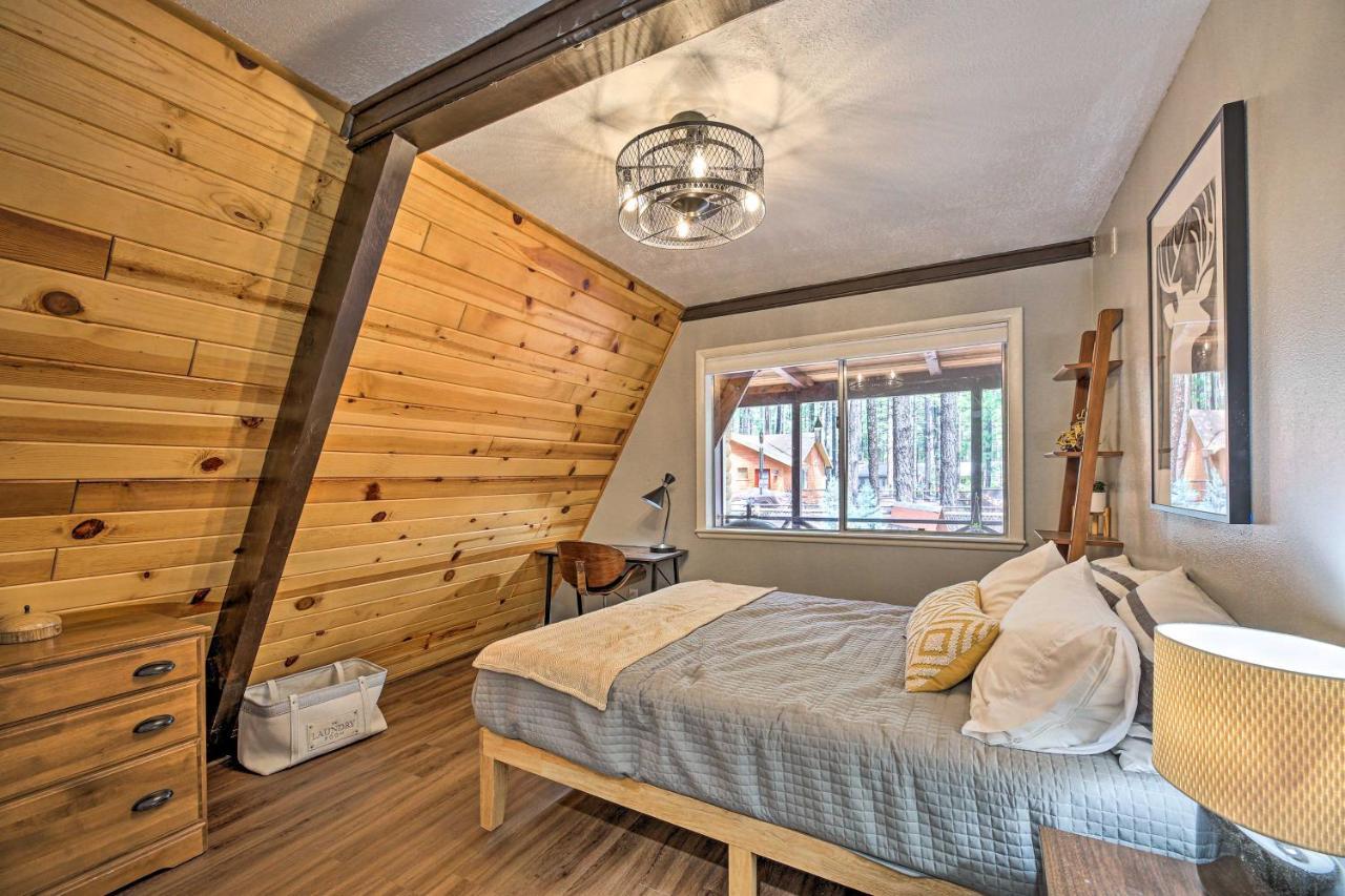 فيلا A-Frame Pinetop Lakeside Cabin Under The Pines! المظهر الخارجي الصورة